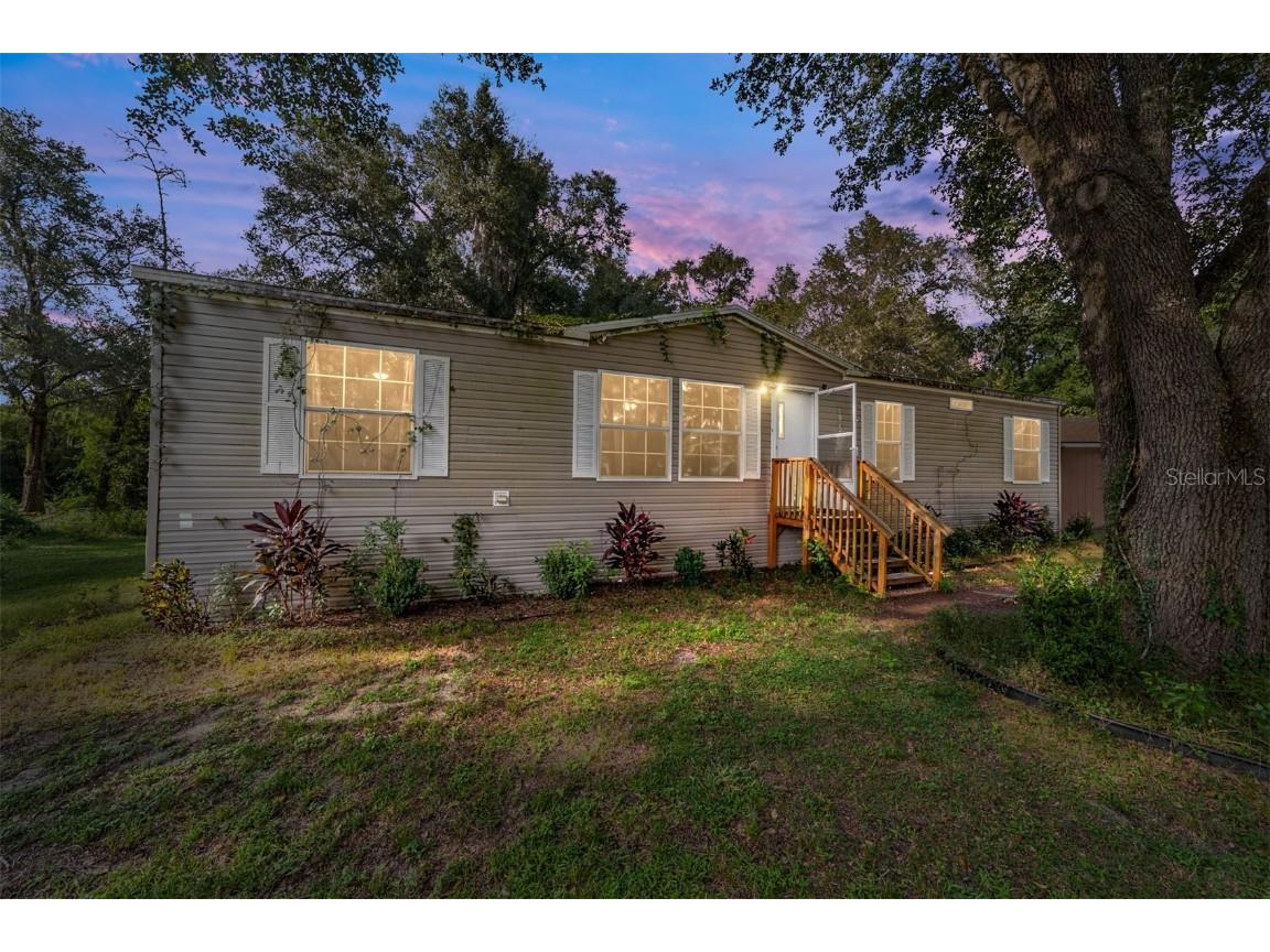 38521 Lakeview Drive Lady Lake FL 32159 G5074102 image1