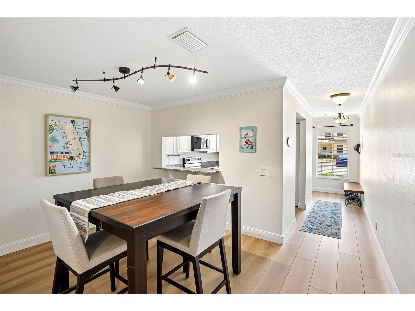 3853 Island Way Saint Petersburg FL 33705 TB8524322 image6