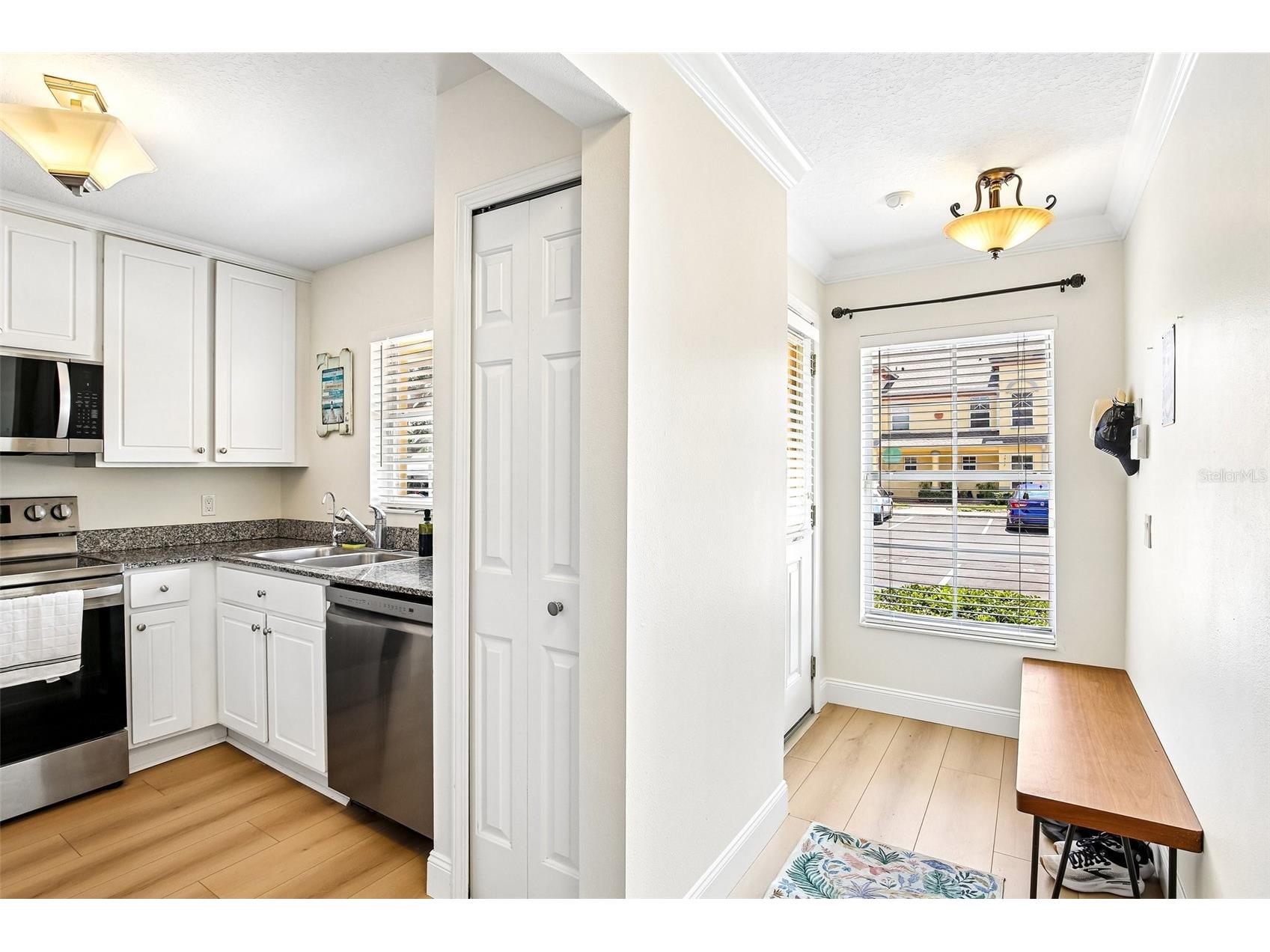 3853 Island Way Saint Petersburg FL 33705 TB8524322 image8
