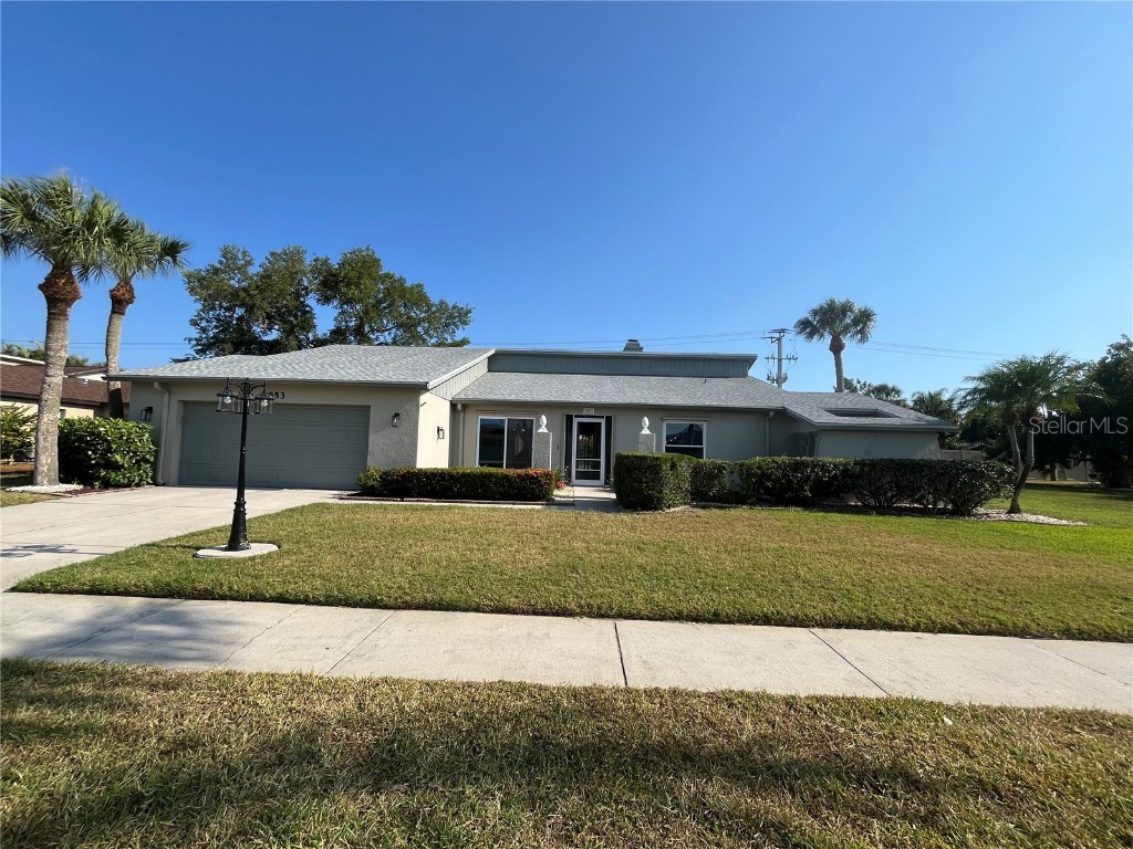3853 Kingston Boulevard Sarasota FL 34238 A4610237 image1