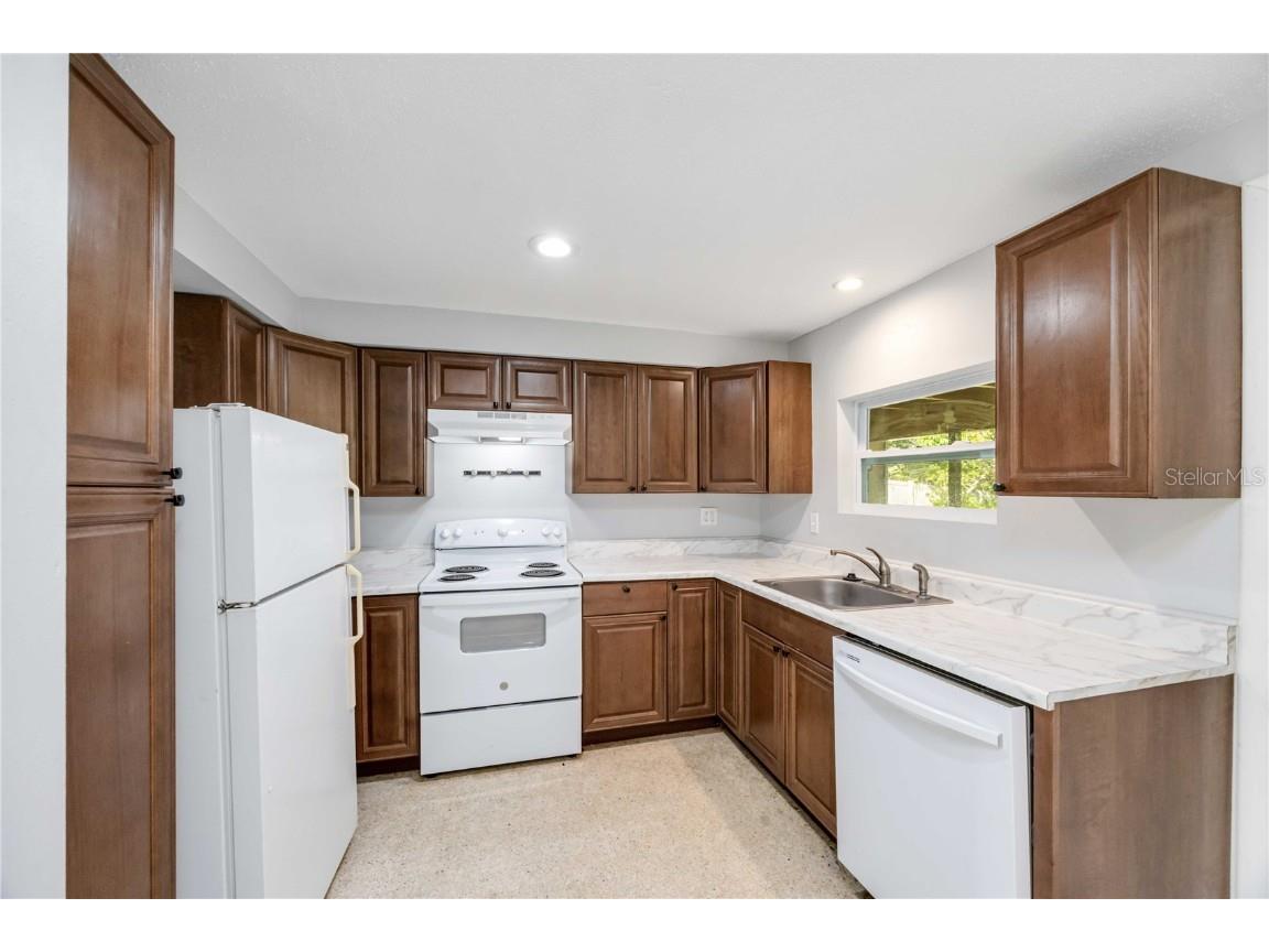 3853 Woodrow Ridge Street Sarasota FL 34233 A4673752 image10