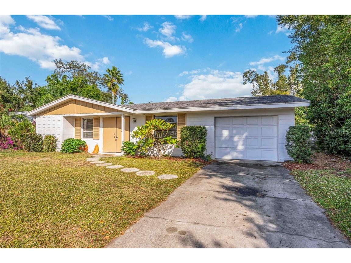 3853 Woodrow Ridge Street Sarasota FL 34233 A4673752 image2