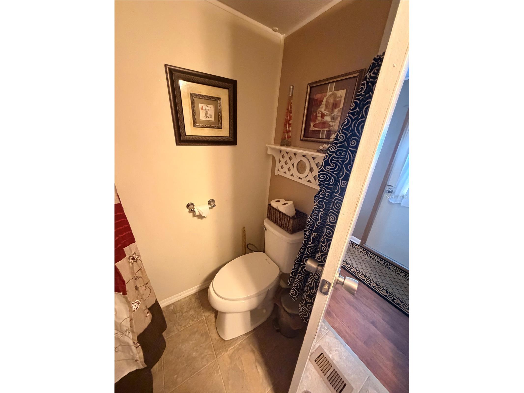 38533 Lansing Avenue Zephyrhills FL 33542 W7886332 image17