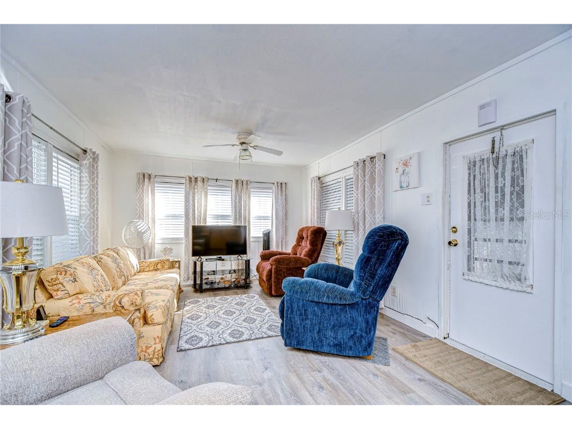 38541 Windflower Avenue Zephyrhills FL 33542 TB8437272 image4