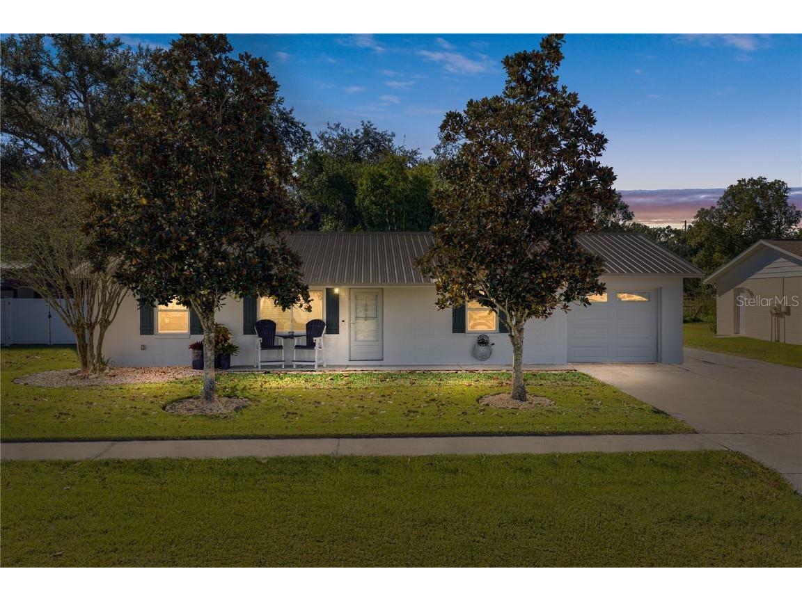 38552 Piedmont Avenue Zephyrhills FL 33540 TB8447606 image1