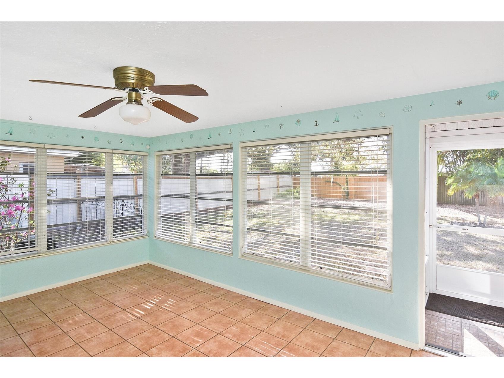 3856 27th Parkway Sarasota FL 34235 A4682653 image23