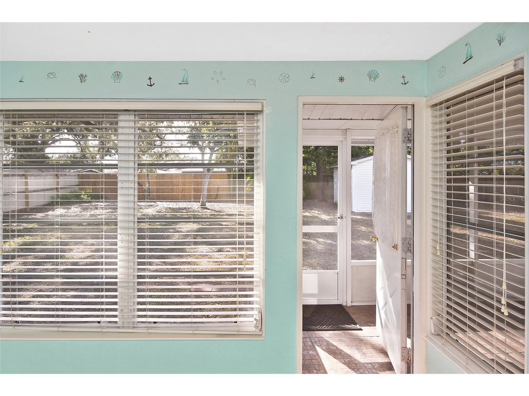 3856 27th Parkway Sarasota FL 34235 A4682653 image27