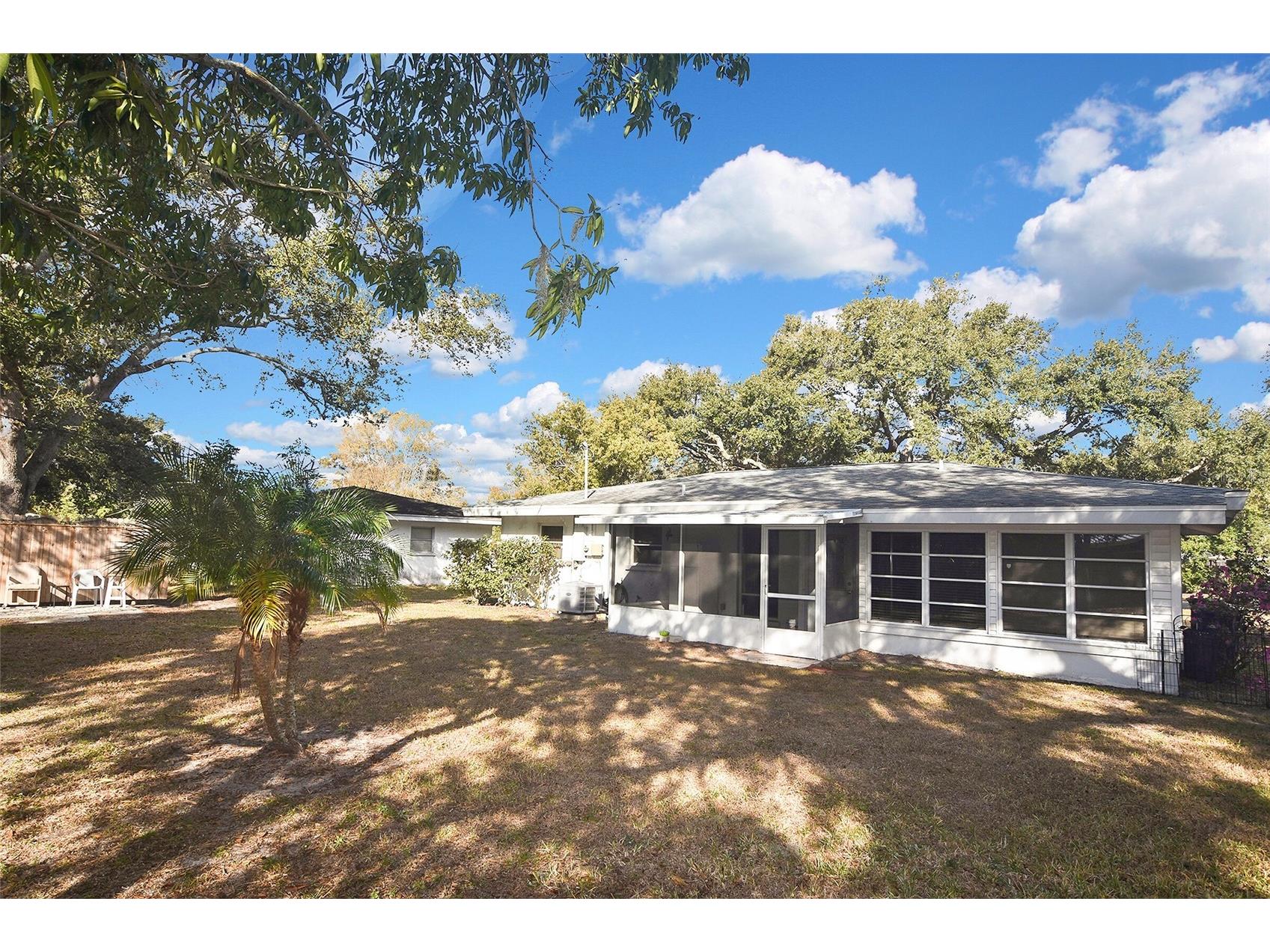 3856 27th Parkway Sarasota FL 34235 A4682653 image43