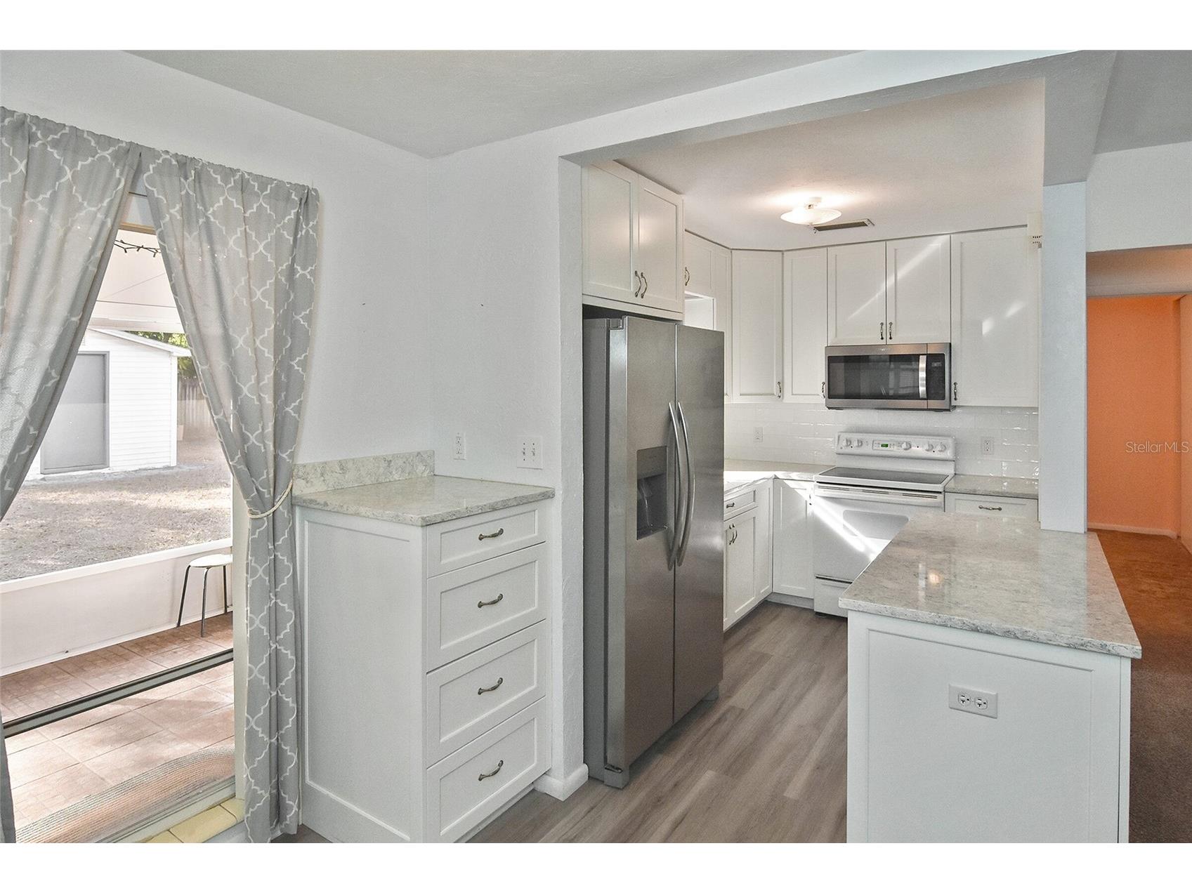 3856 27th Parkway Sarasota FL 34235 A4682653 image8
