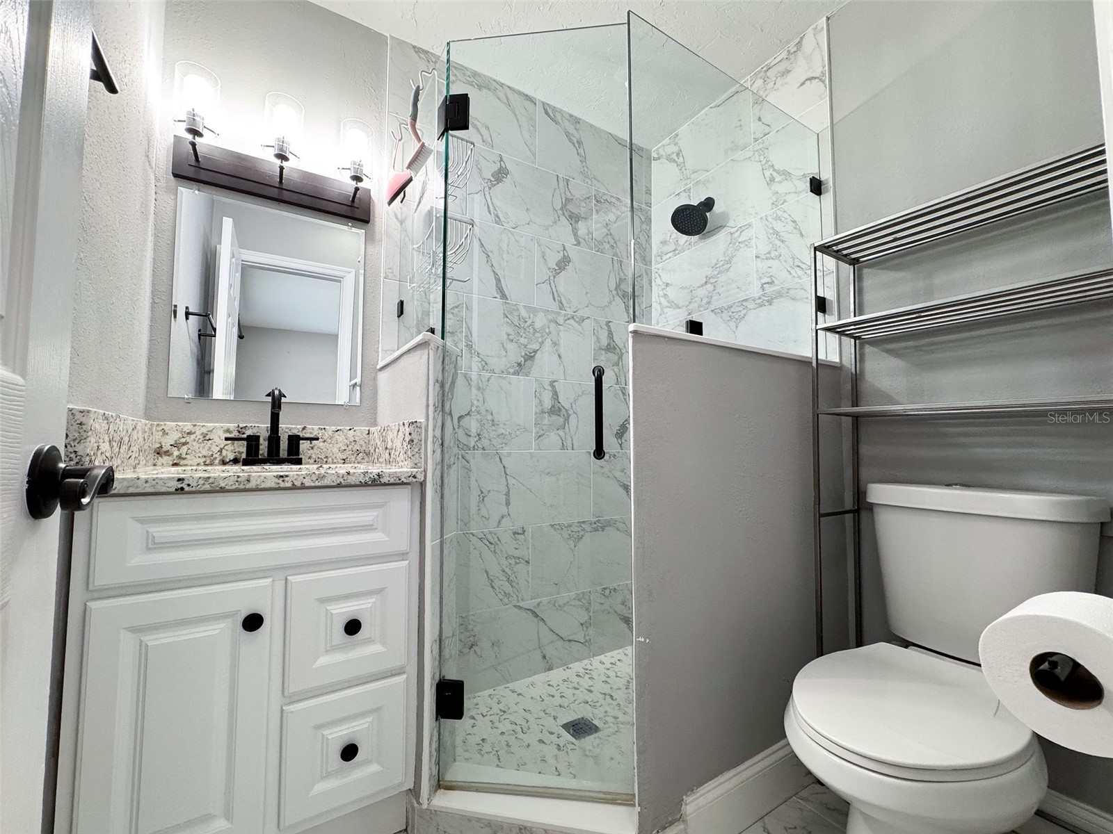 3857 Woodrow Ridge Street Sarasota FL 34233 A4683318 image16