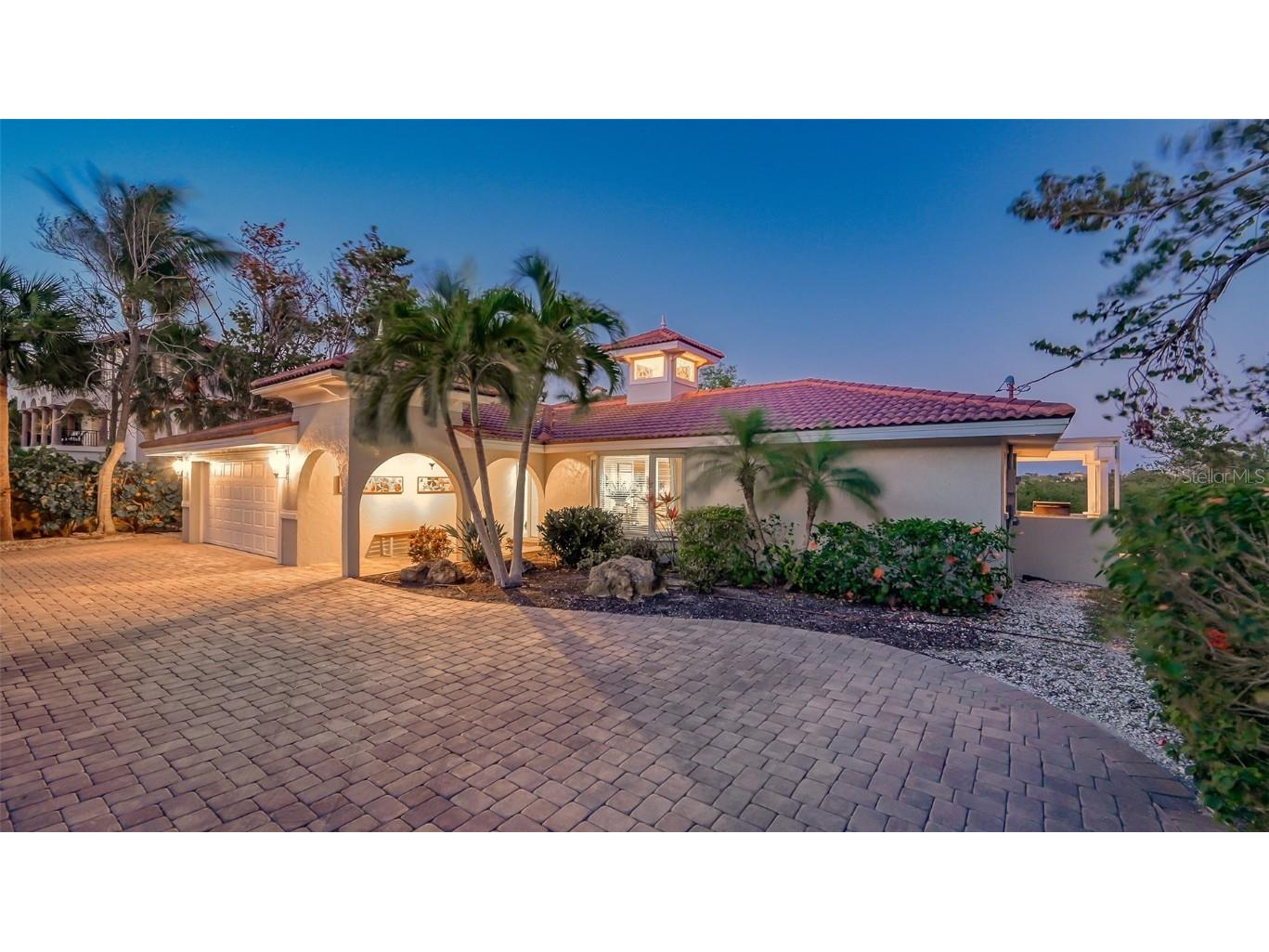 3858 Casey Key Nokomis FL 34275 - INTERCOASTAL WATER WAY ICW A4562902 image1