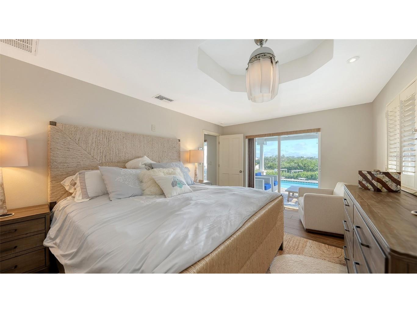 3858 Casey Key Nokomis FL 34275 - INTERCOASTAL WATER WAY ICW A4634966 image28