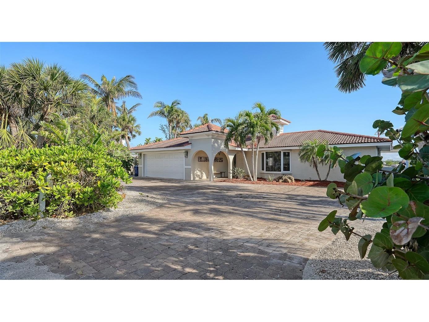 3858 Casey Key Nokomis FL 34275 - INTERCOASTAL WATER WAY ICW A4634966 image4