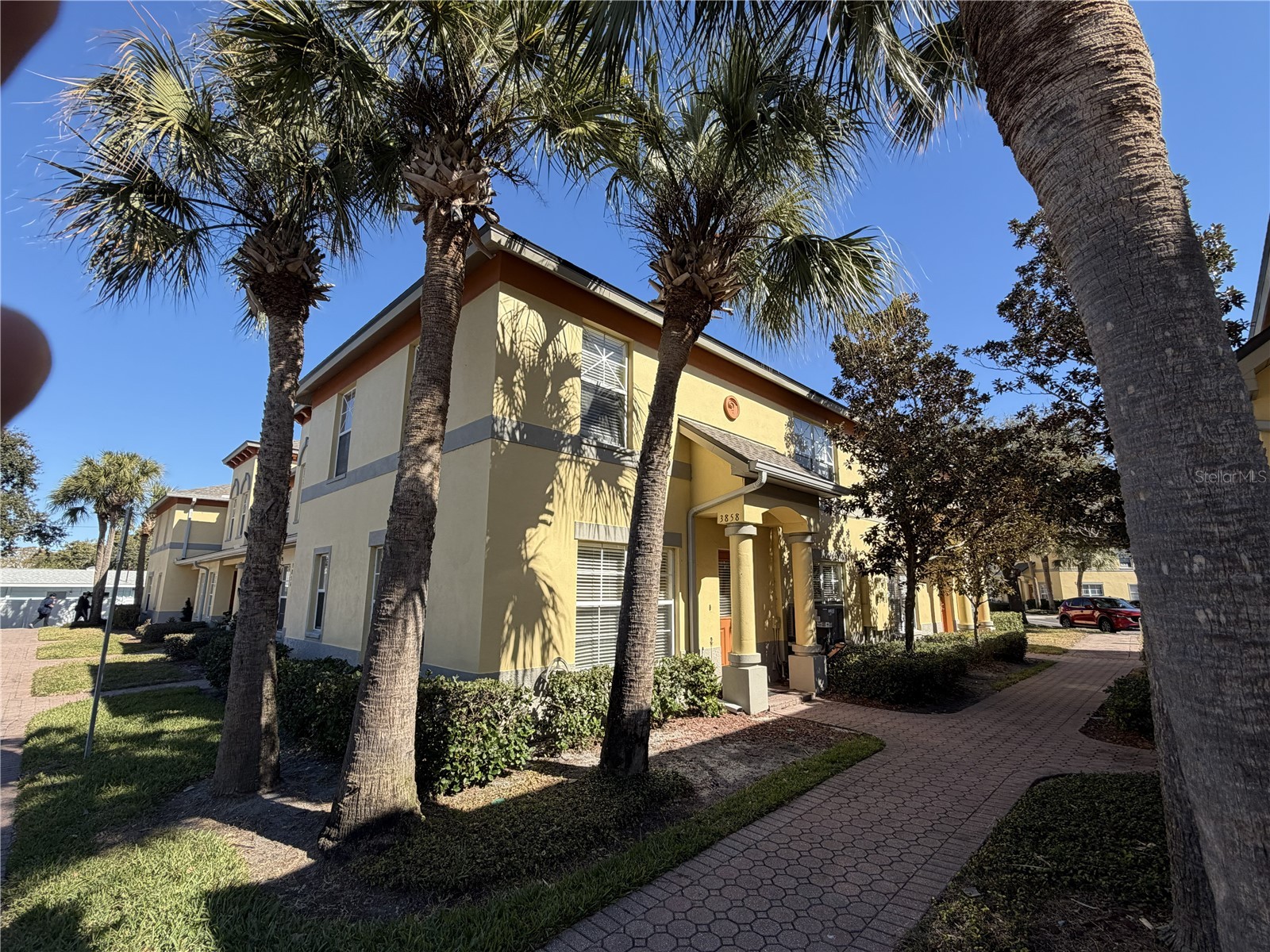 3858 Island Way Saint Petersburg FL 33705 TB8474029 image2