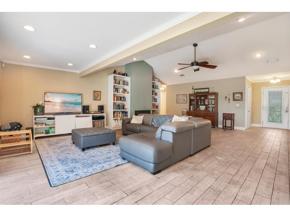 3858 Shore Boulevard Oldsmar FL 34677 TB8506221 image11