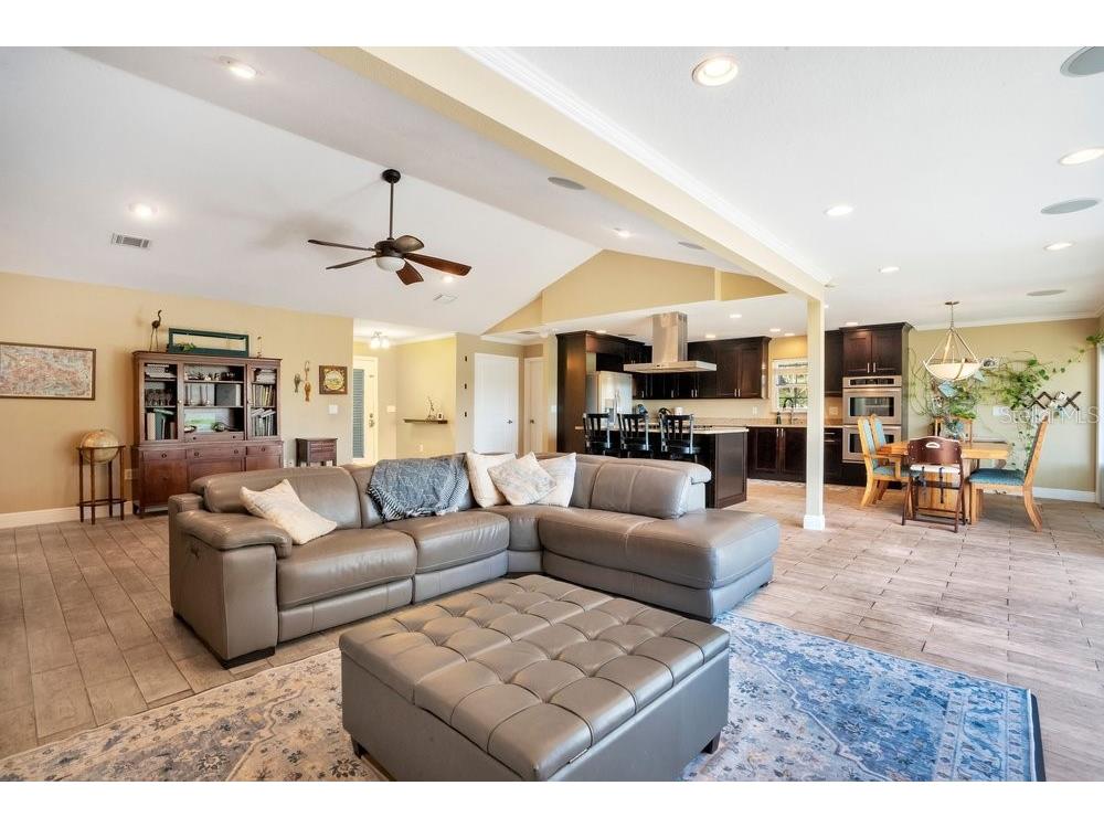 3858 Shore Boulevard Oldsmar FL 34677 TB8506221 image12