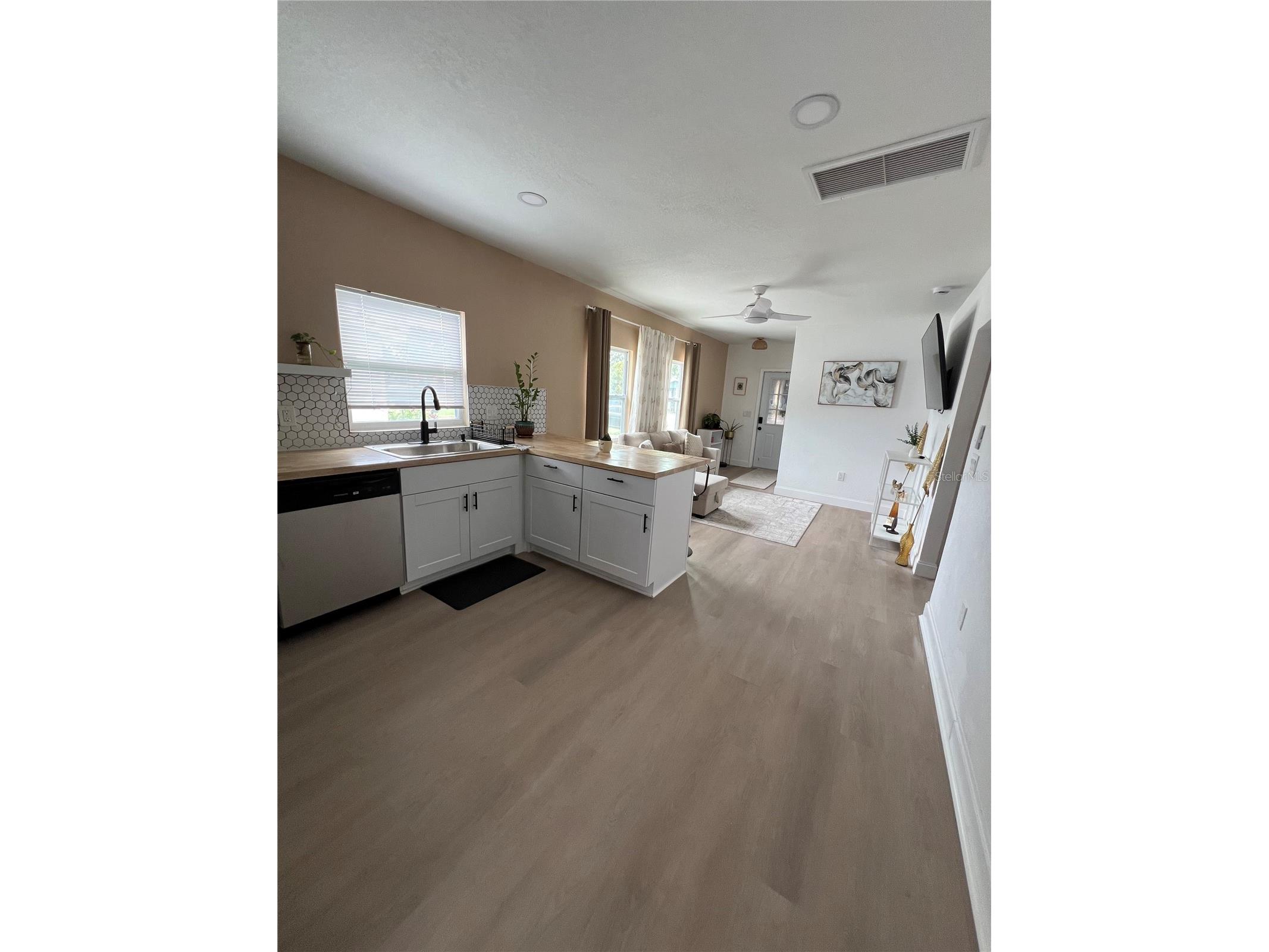3859 9th Avenue S Saint Petersburg FL 33711 TB8505570 image26