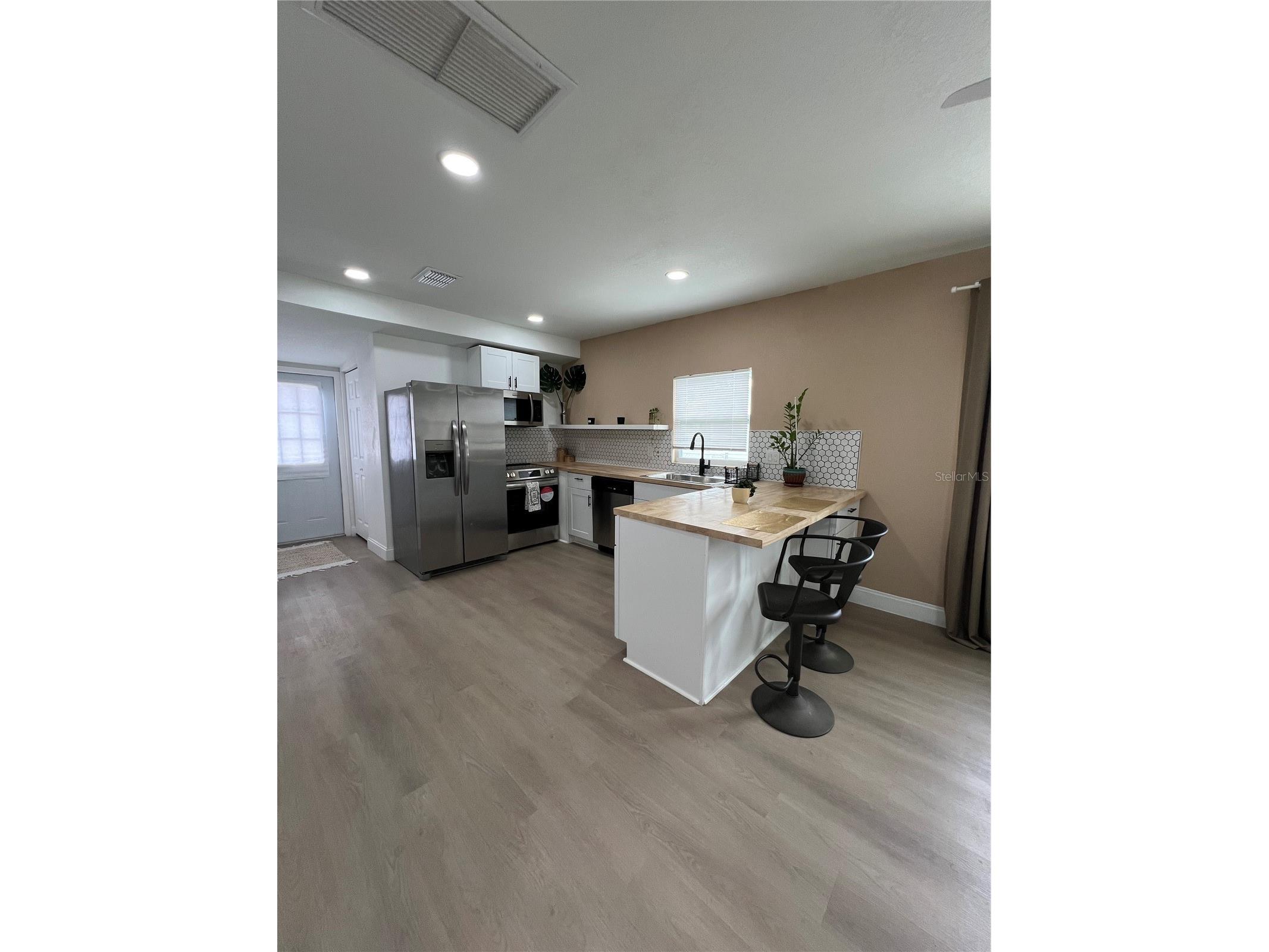 3859 9th Avenue S Saint Petersburg FL 33711 TB8505570 image27