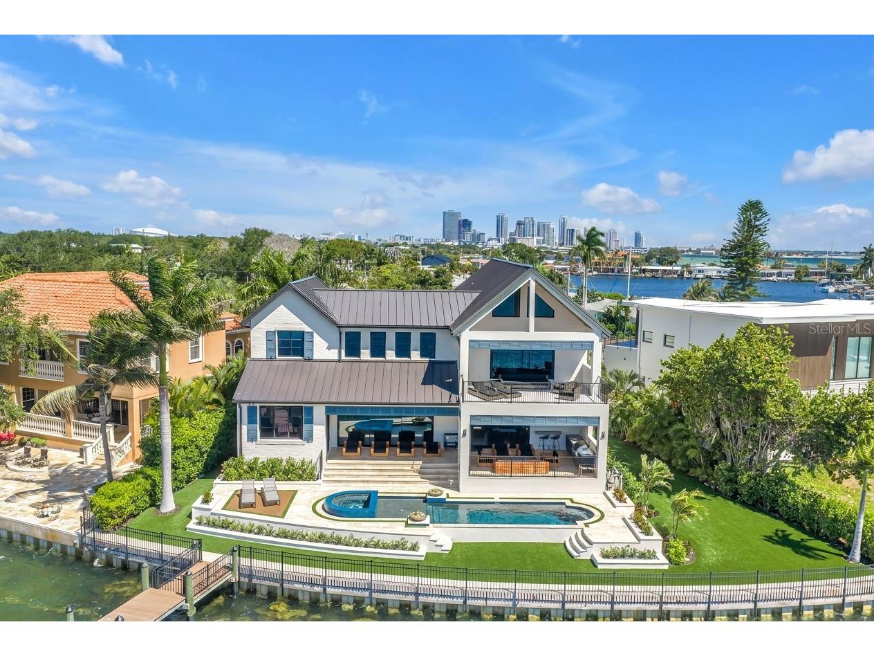 386 26th Avenue SE Saint Petersburg FL 33705 - TAMPA BAY TB8506901 image1