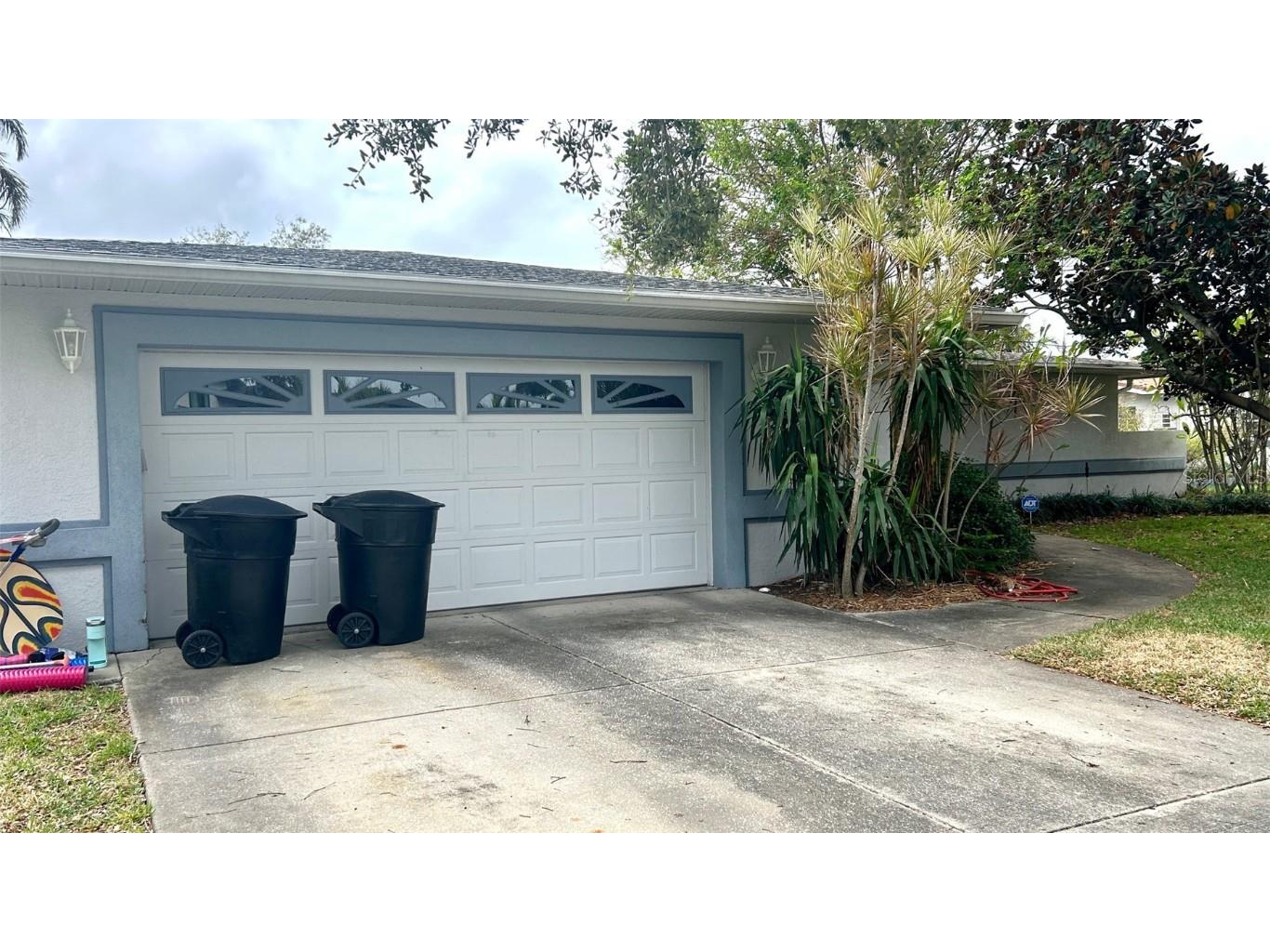 386 Bayview Drive NE Saint Petersburg FL 33704 TB8318584 image1
