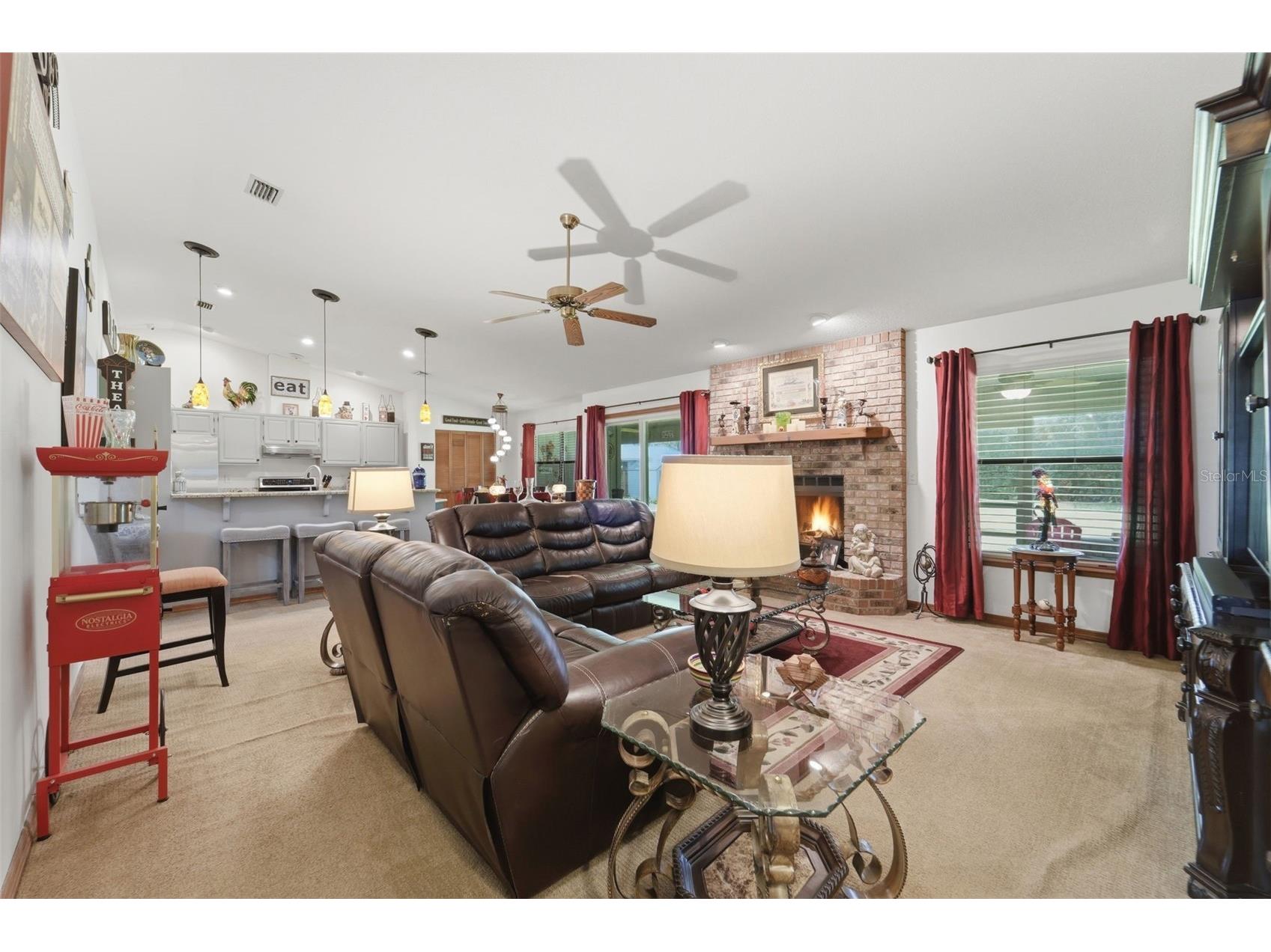 386 Lake Charles Road Deland FL 32724 V4949517 image17