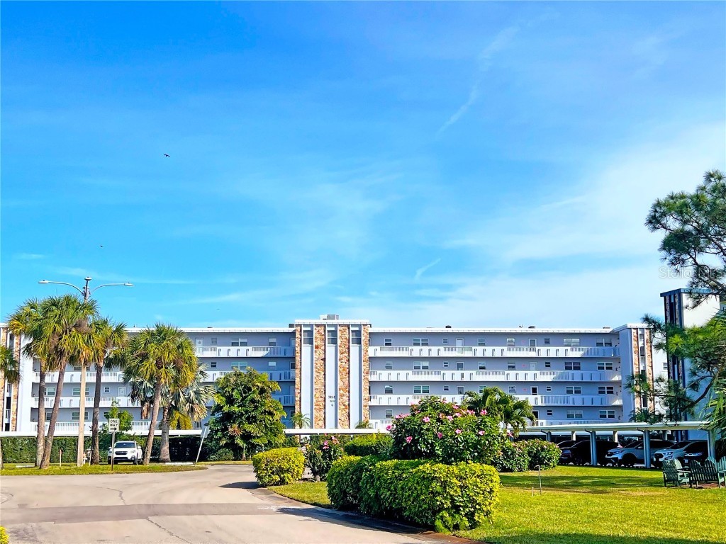 3860 Ironwood Lane #506G Bradenton FL 34209 A4596656 image1