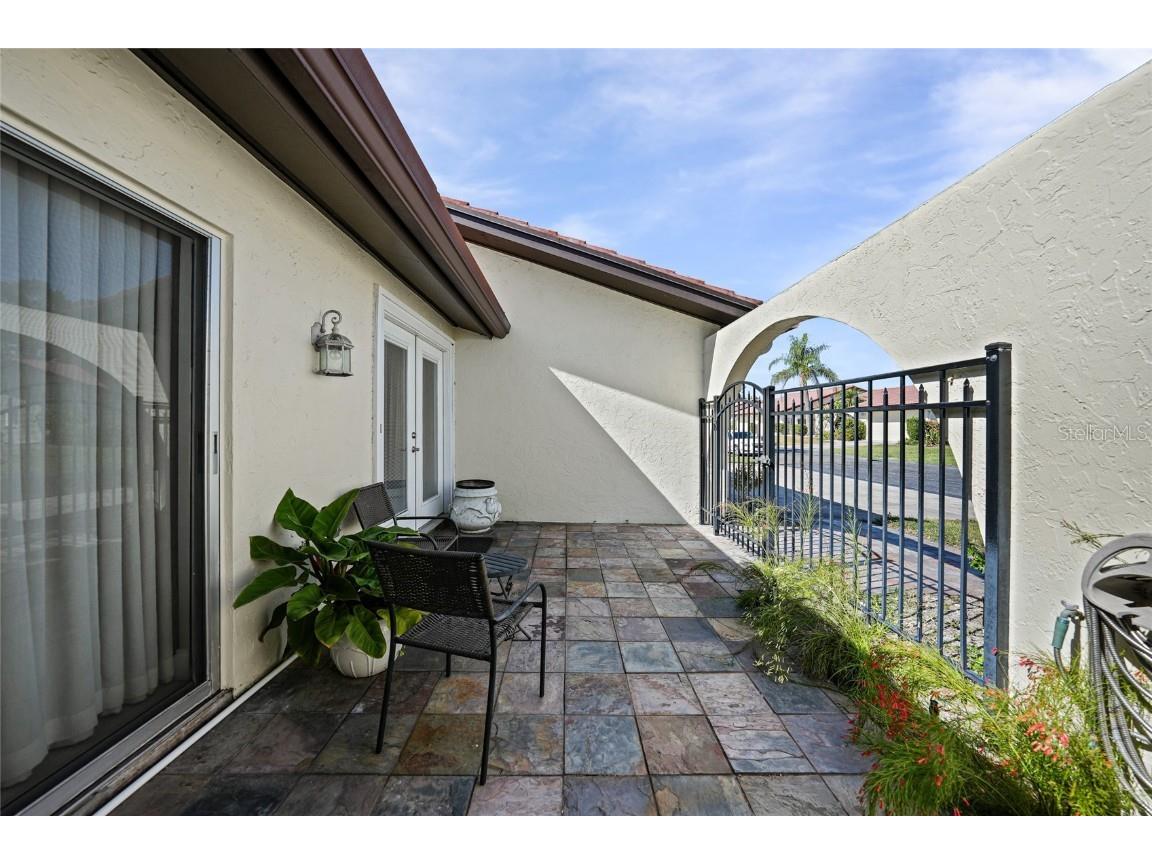 3861 El Poinier Court #8723 Sarasota FL 34232 C7517215 image1