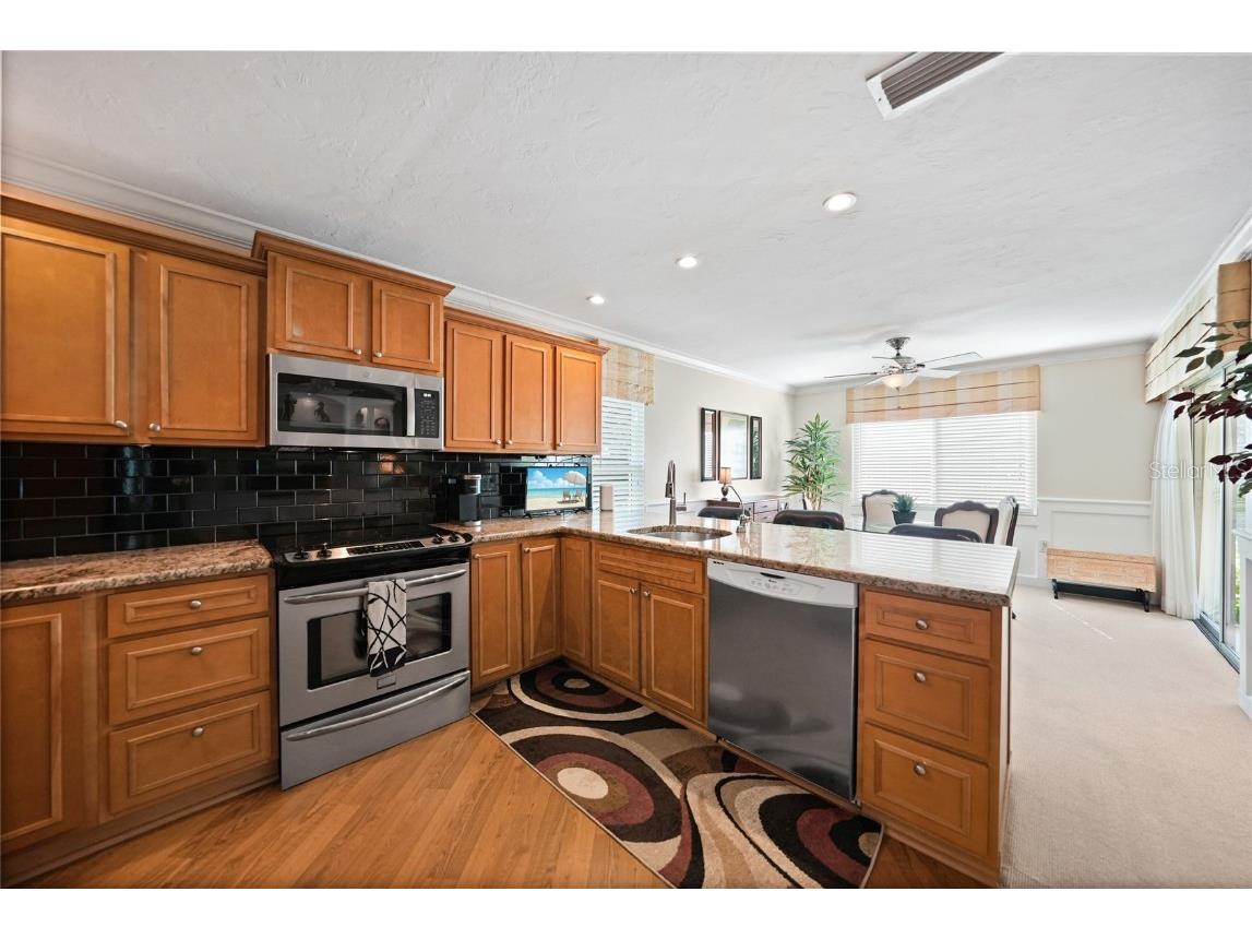 3861 El Poinier Court #8723 Sarasota FL 34232 C7517215 image14