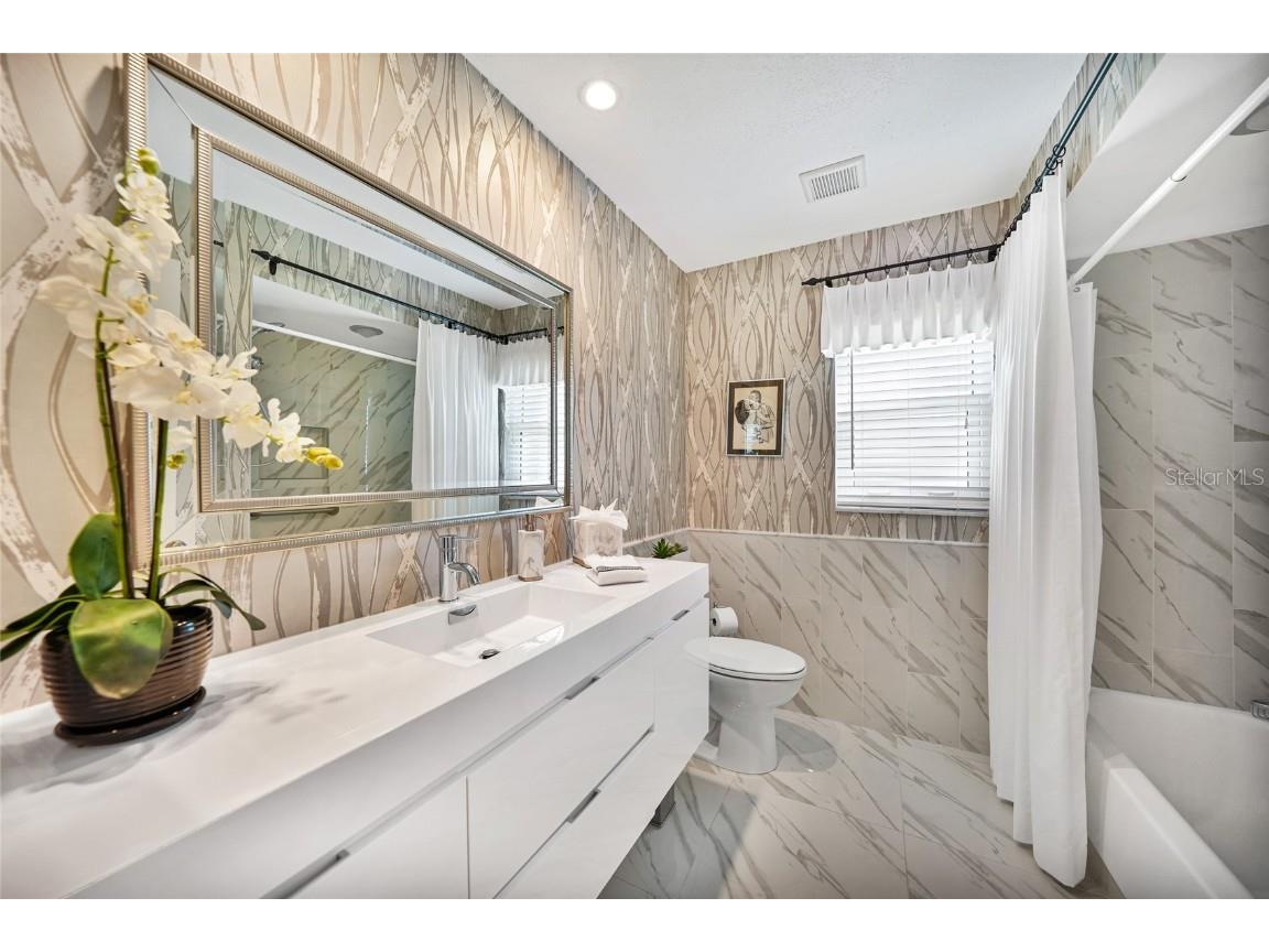 3861 El Poinier Court #8723 Sarasota FL 34232 C7517215 image20