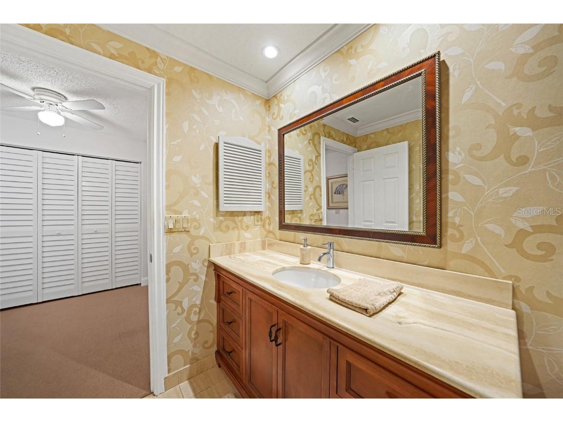 3861 El Poinier Court #8723 Sarasota FL 34232 C7517215 image24