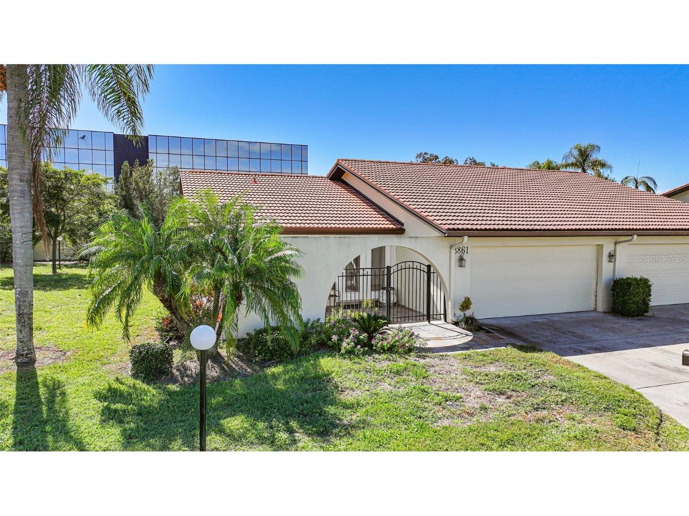 3861 El Poinier Court #8723 Sarasota FL 34232 C7517215 image3