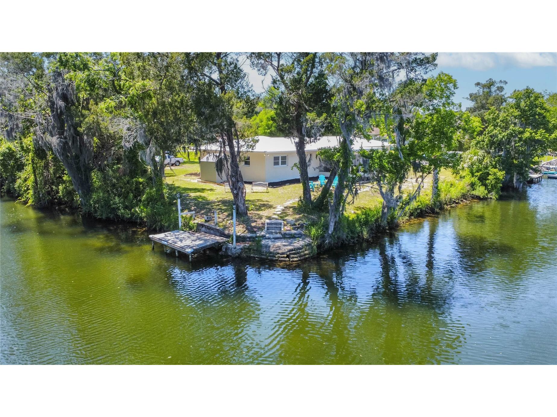 3861 N Ringdove Point Crystal River FL 34428 - INDIAN LAKE & CRYSTAL RIVER A4684422 image1