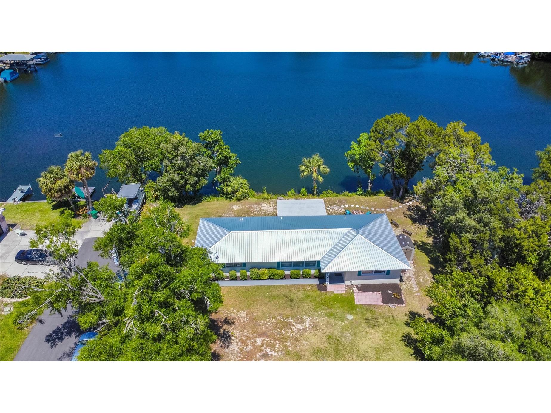 3861 N Ringdove Point Crystal River FL 34428 - INDIAN LAKE & CRYSTAL RIVER A4684422 image2