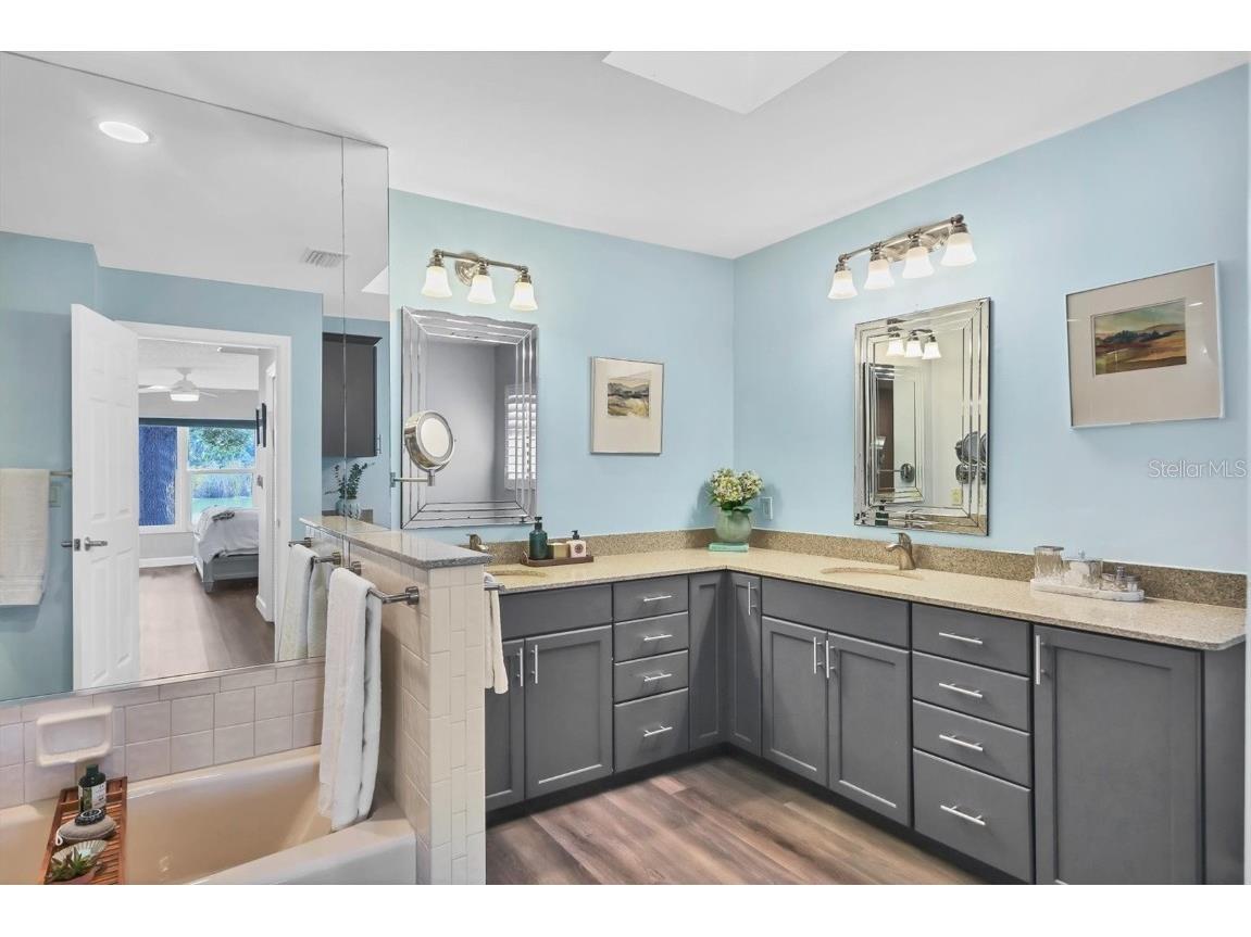 3861 Wilshire Circle W #115 Sarasota FL 34238 A4672936 image25