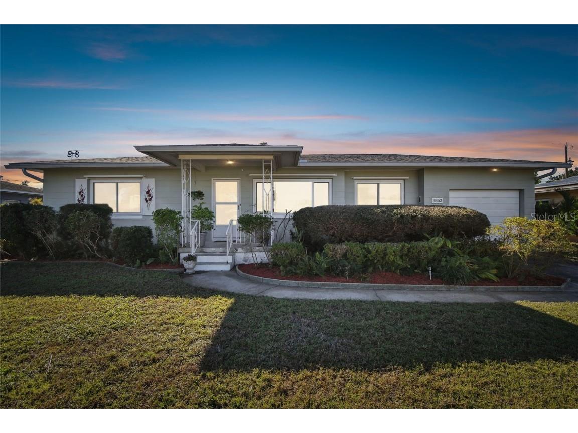 3862 21st Avenue N Saint Petersburg FL 33713 TB8326641 image1