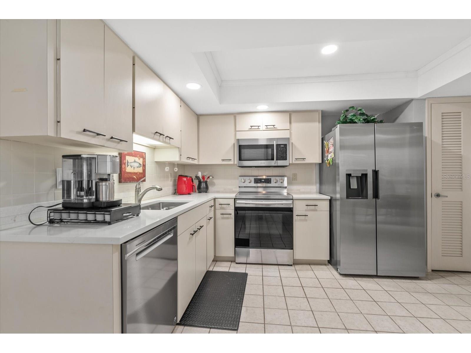 3862 Wilshire Circle W #107 Sarasota FL 34238 A4688140 image15