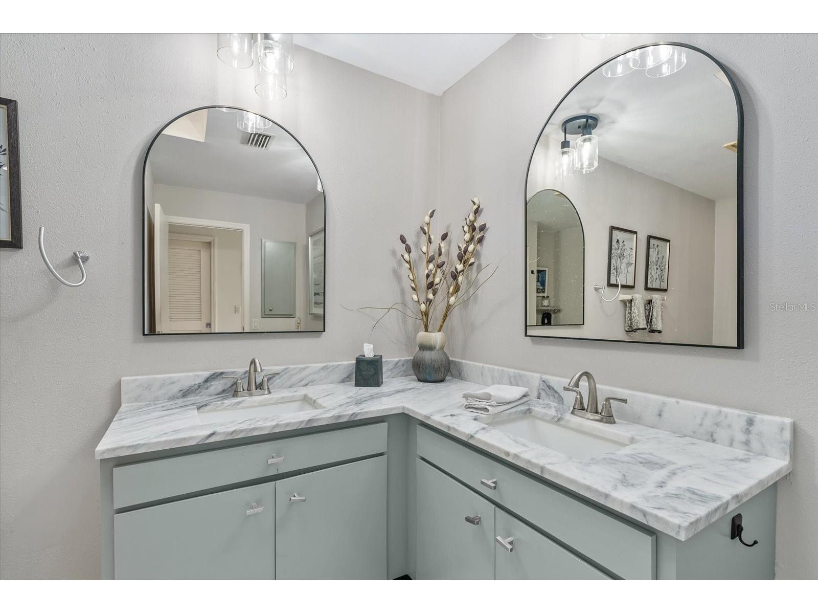 3862 Wilshire Circle W #107 Sarasota FL 34238 A4688140 image21