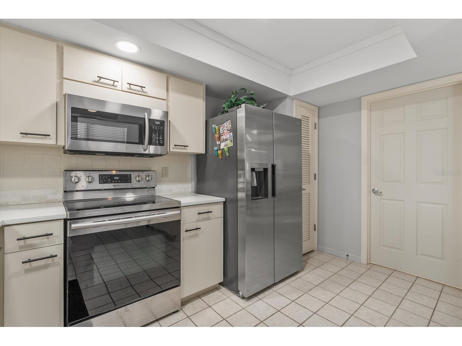 3862 Wilshire Circle W #107 Sarasota FL 34238 A4688140 image7