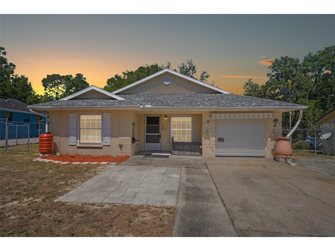 38623 Patti Lane Dade City FL 33523 W7854348 image1