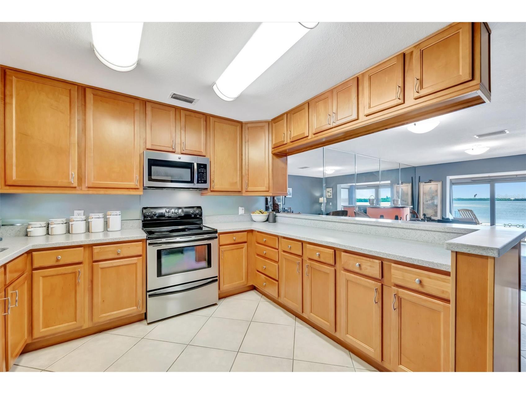 3863 Catalina Drive Bradenton FL 34210 - PALMA SOLA HARBOUR A4688016 image18