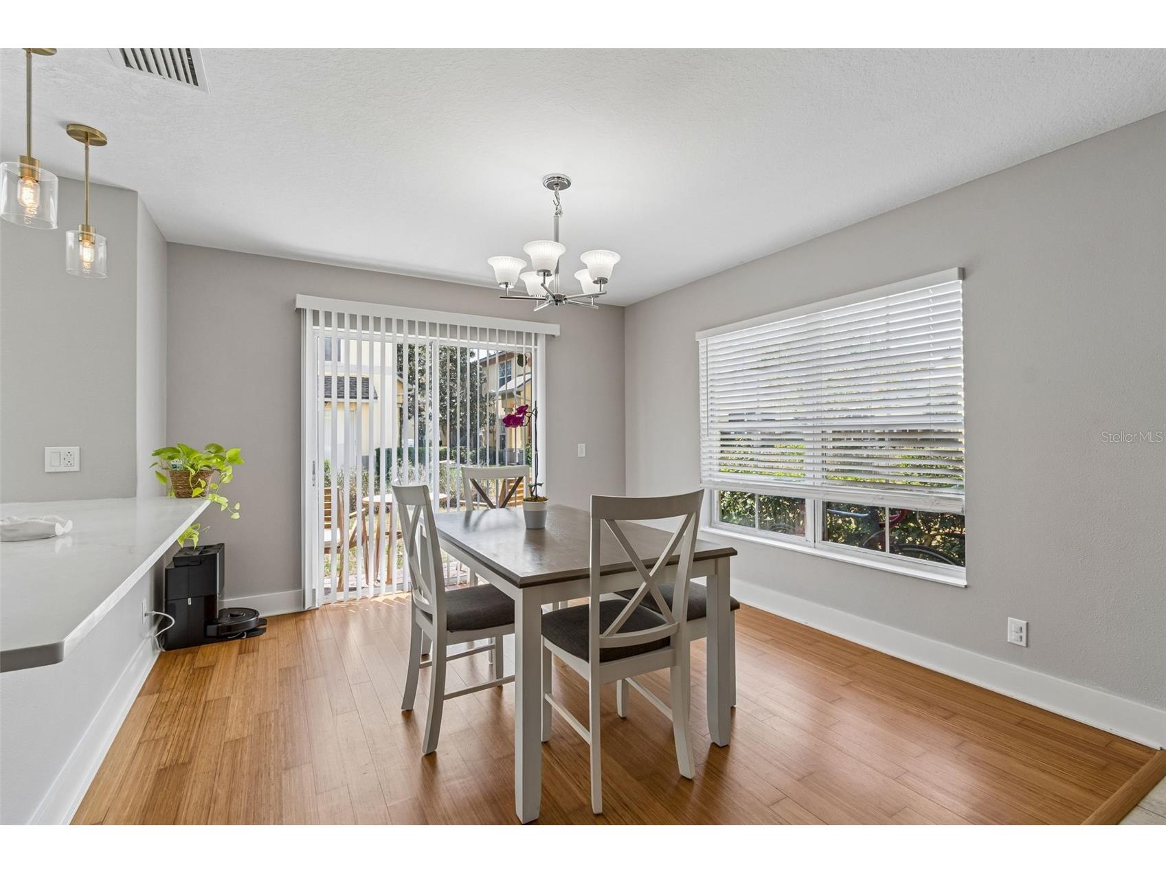 3863 Island Way Saint Petersburg FL 33705 TB8500294 image10