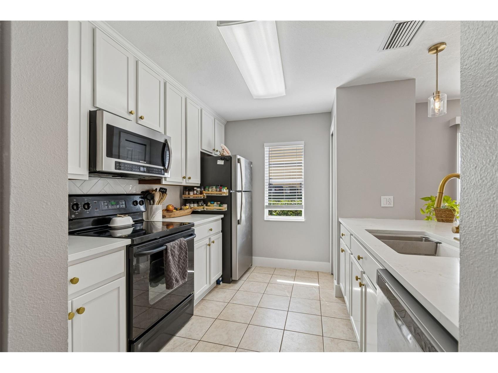 3863 Island Way Saint Petersburg FL 33705 TB8500294 image18