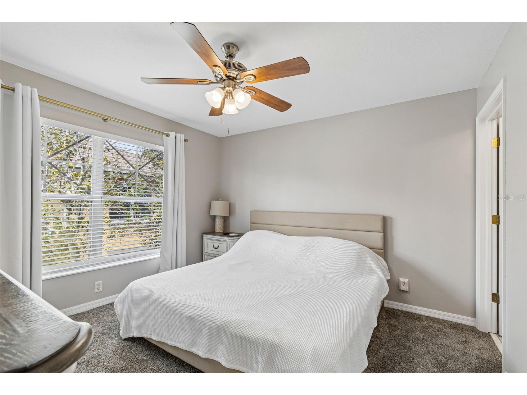 3863 Island Way Saint Petersburg FL 33705 TB8500294 image25