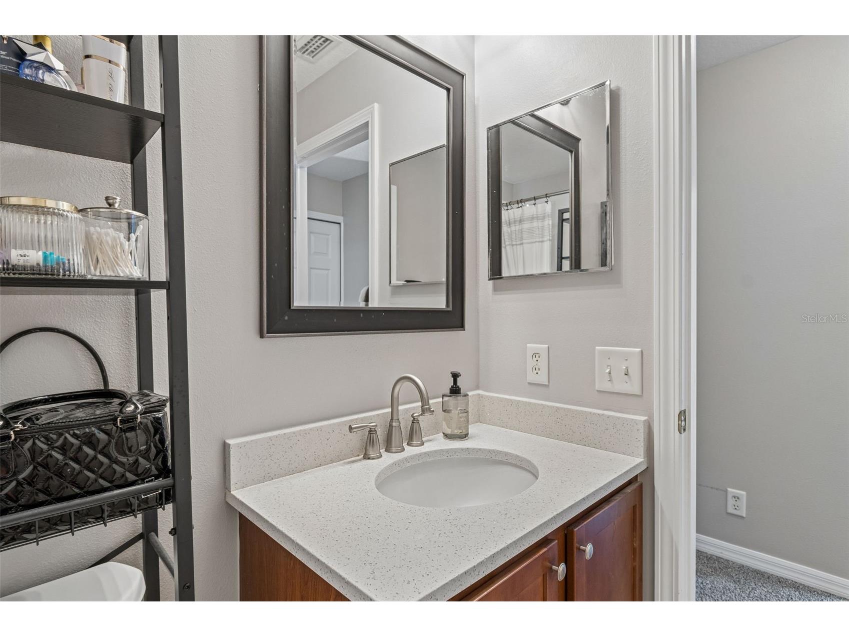 3863 Island Way Saint Petersburg FL 33705 TB8500294 image38