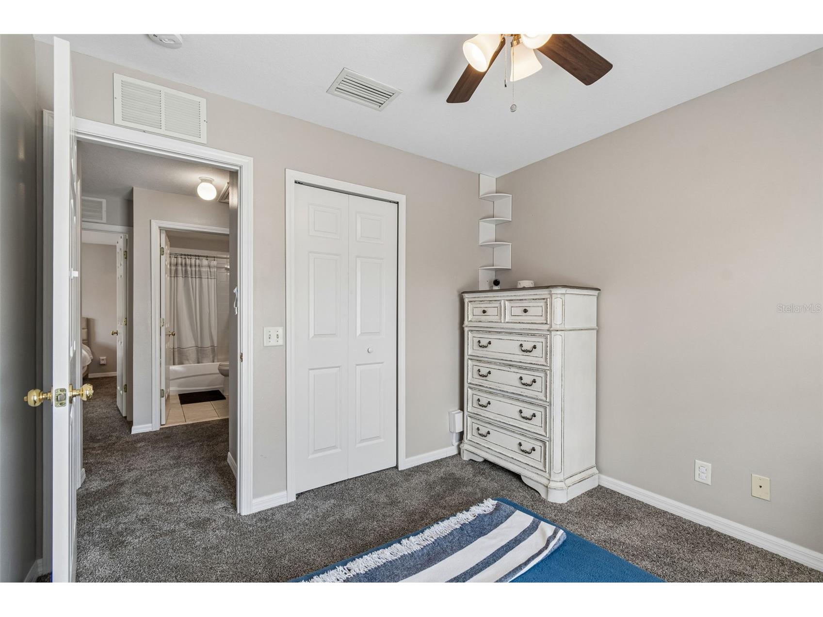 3863 Island Way Saint Petersburg FL 33705 TB8500294 image42