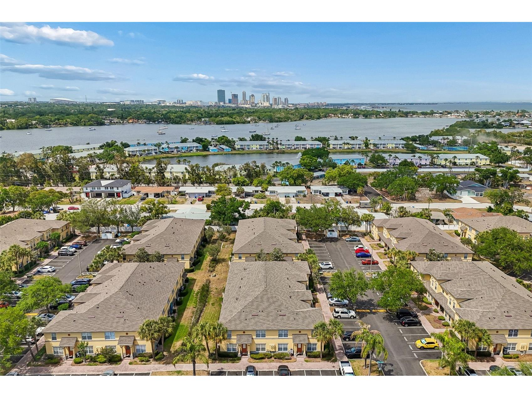 3863 Island Way Saint Petersburg FL 33705 TB8500294 image60