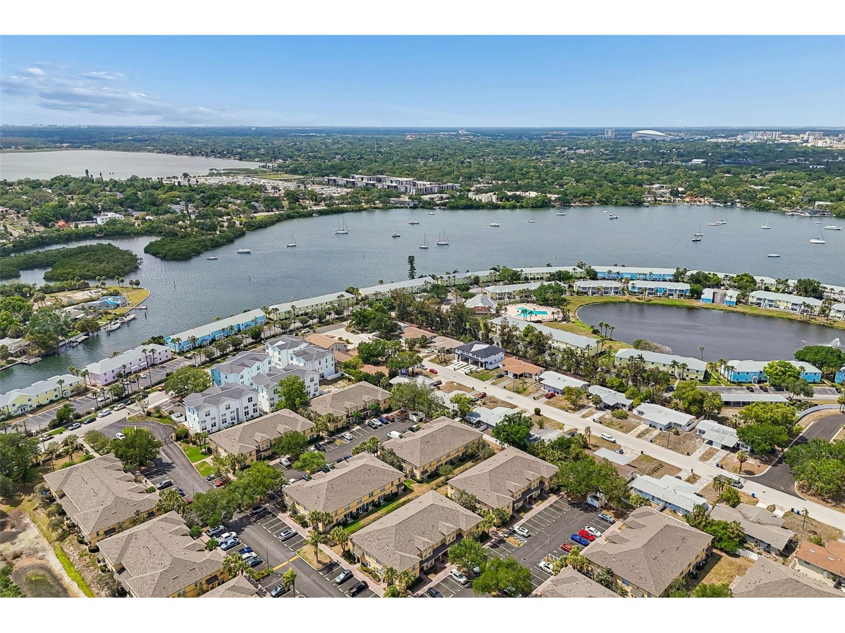 3863 Island Way Saint Petersburg FL 33705 TB8500294 image63