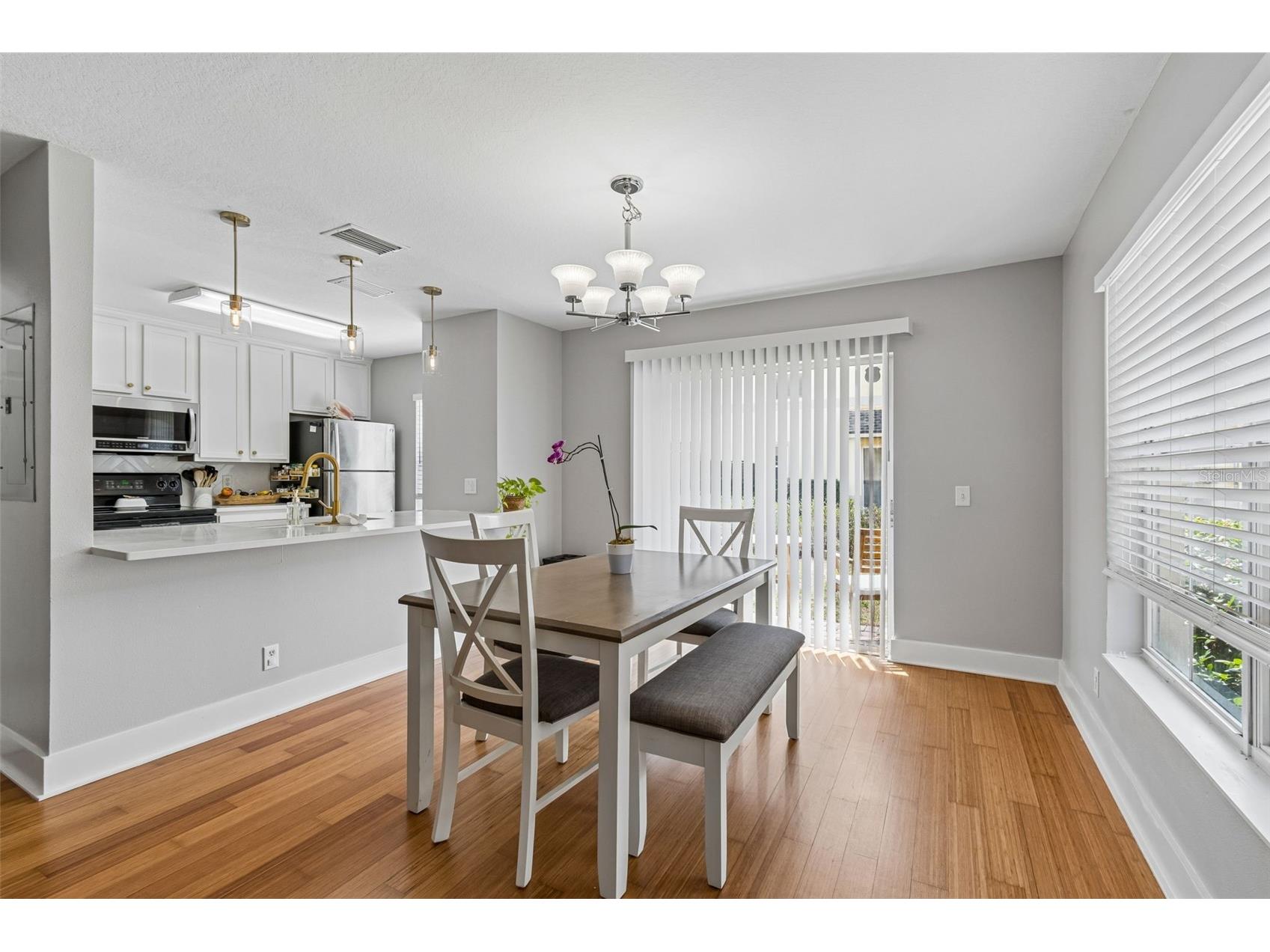 3863 Island Way Saint Petersburg FL 33705 TB8500294 image9