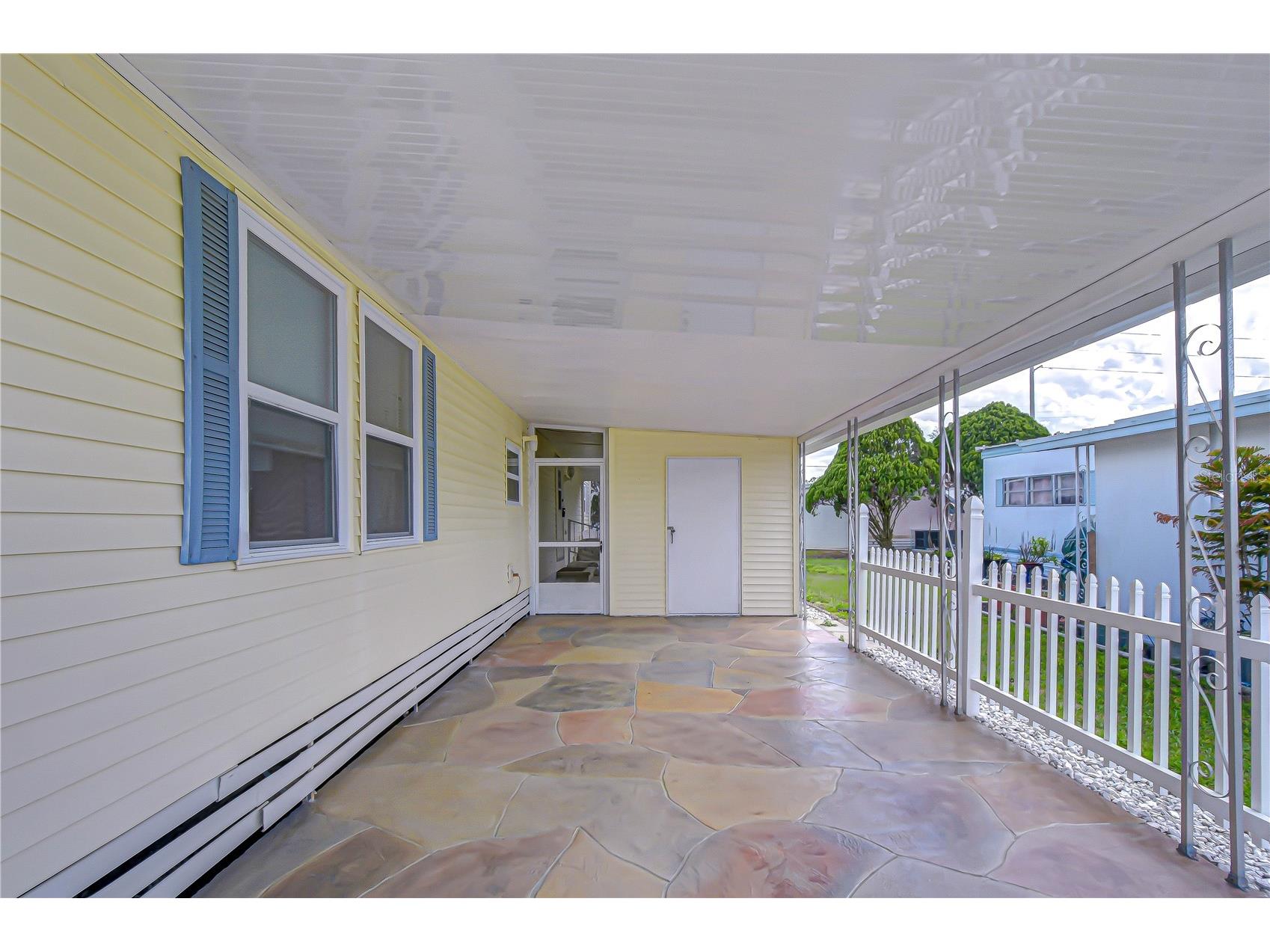 38634 Lansing Avenue Zephyrhills FL 33542 TB8494061 image33