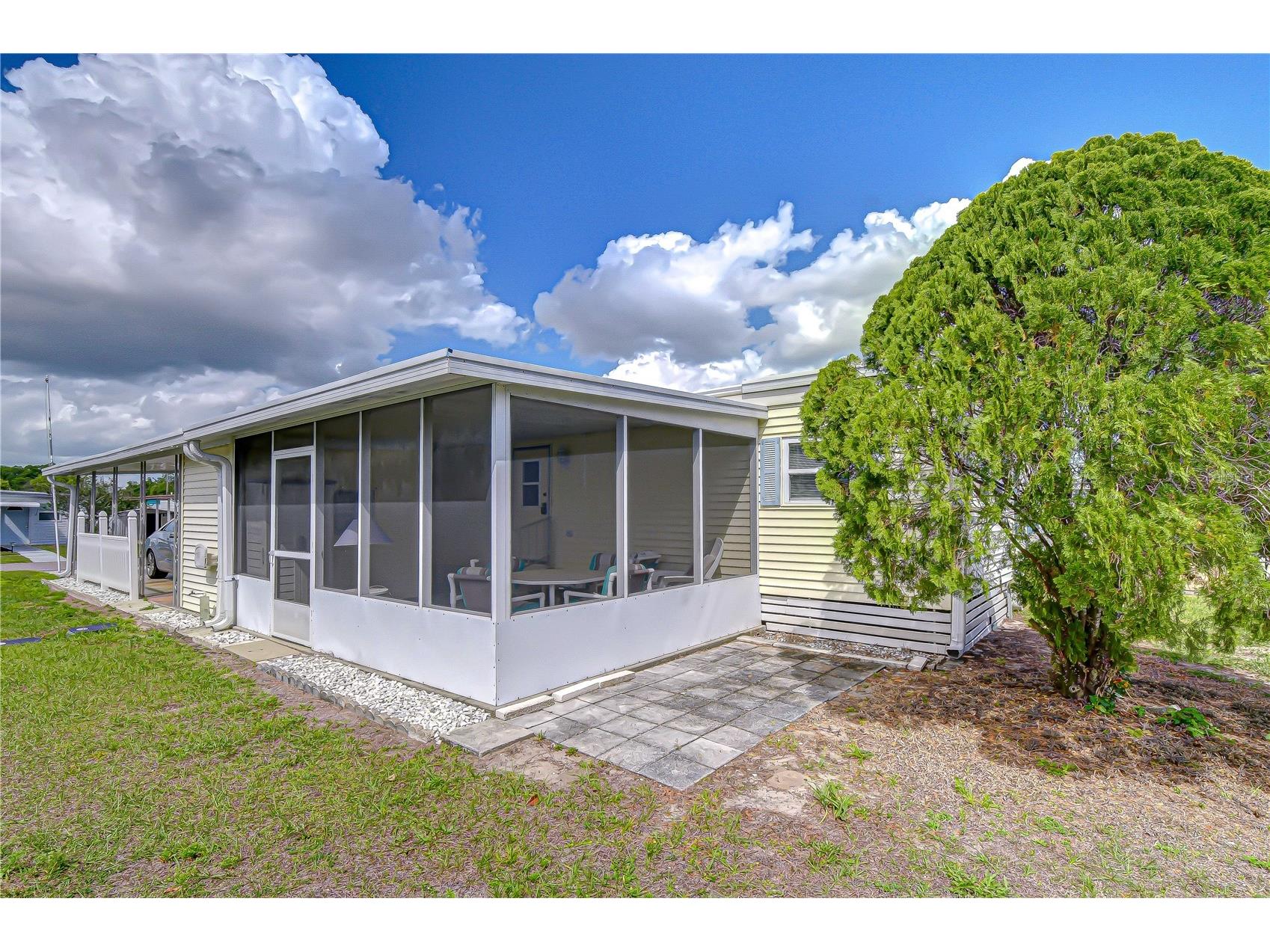 38634 Lansing Avenue Zephyrhills FL 33542 TB8494061 image36